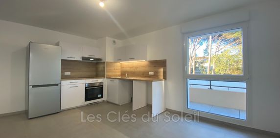 Location appartement 3 pièces 71 m² Brignoles - Photo 2