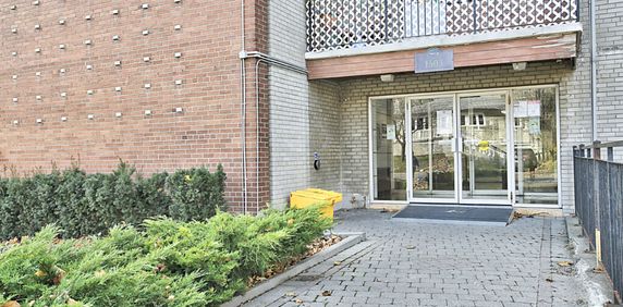 Lu Ray Apartments - Photo 2