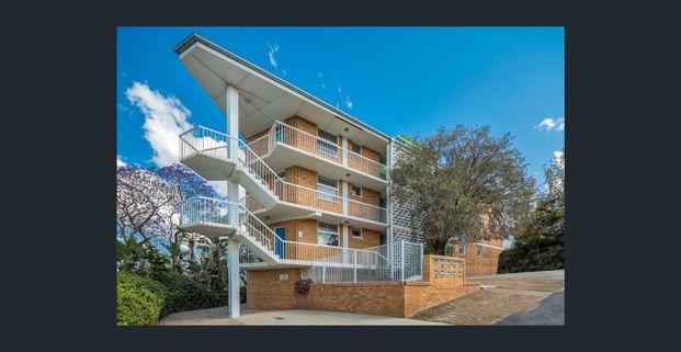 Elevated City Views & Effortless Inner-City Living in Red Hill - Photo 1