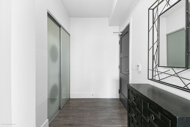 For Lease - 300 Front Street Unit# 2712, Toronto, Ontario - Photo 1