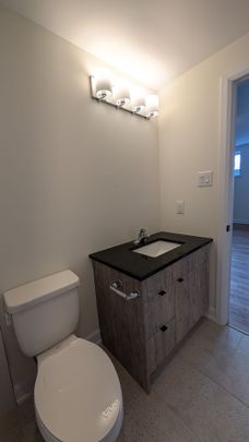 For Lease - 238-B GINEBIK Way, Blossom Park - Airport and Area, Ontario - Photo 1