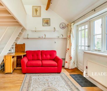 4 bedroom detached house to rent - Photo 2