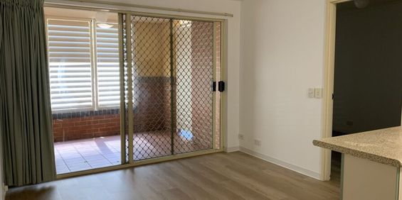 A Quiet Sanctuary Away from The Bustle of The Inner-City - Photo 3