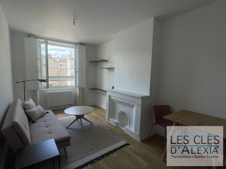 Location Appartement 2 pièces 33m² LYON 2ème - Photo 4