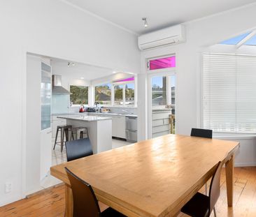 Charming Villa in Prime Parnell Location – Double Grammar Zone - Photo 1