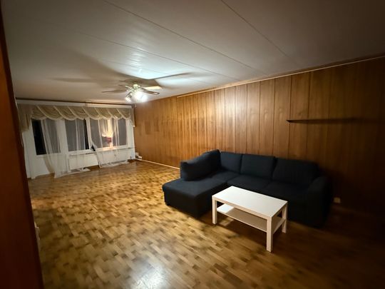 Sadelmakarvägen, Eskilstuna - Photo 1