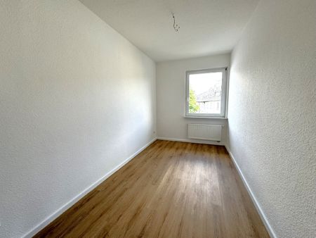 Modernisierte 3-Raum-Wohnung in Holsterhausen, Nähe Landgericht! - Photo 3