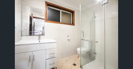 Modern family home | Austral - Photo 3