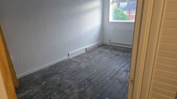 3 Bed Detached House, Bankfoot Walk, M8 - Photo 1