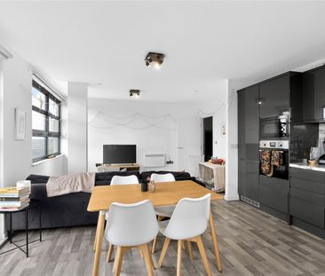 Southgate Road, London, N1 3GN - Photo 2