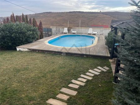Casa cu piscina si foisor zona Rediu - Photo 5