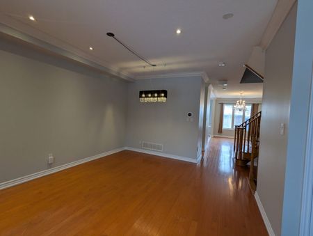 For Lease - 77 Rainbow Valley Crescent, Markham, Ontario - Photo 3