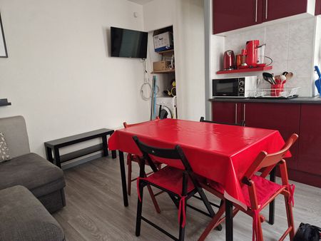 Location Appartement 3 pièces 35m² BORDEAUX 33800 - Photo 2