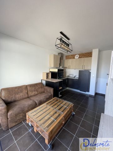 Location Appartement 2 pièces 37m² LA SEYNE SUR MER 83500 - Photo 4