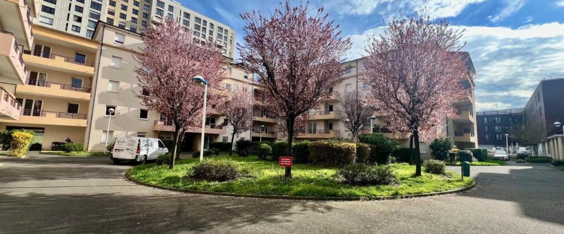 Appartement à louer 2 pièces 55.8m² - Photo 1