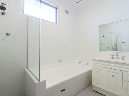 Beautifully Restored Family Home - Photo 4