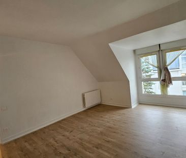 Location Appartement 2 pièces 47m² FONTAINEBLEAU 77300 - Photo 4
