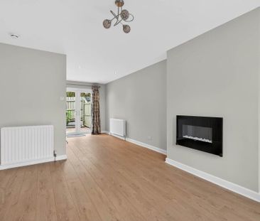 6 Eastleigh Dale, Ballyhackamore, Belfast, BT4 3DT - Photo 1