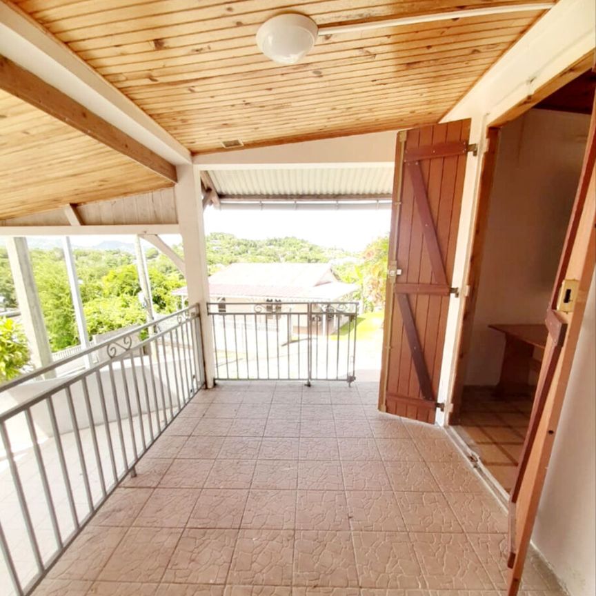 Location maison 3 pièces, 49.61m², Le François - Photo 1