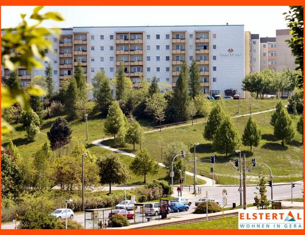 Moderne Familienwohnung in ruhiger Lage // Westbalkon // Ausblick ins Grüne! - Photo 1