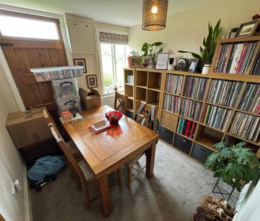 3 bedroom semi-detached house to rent - Photo 4