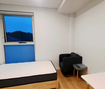 Studio-203 - Photo 3