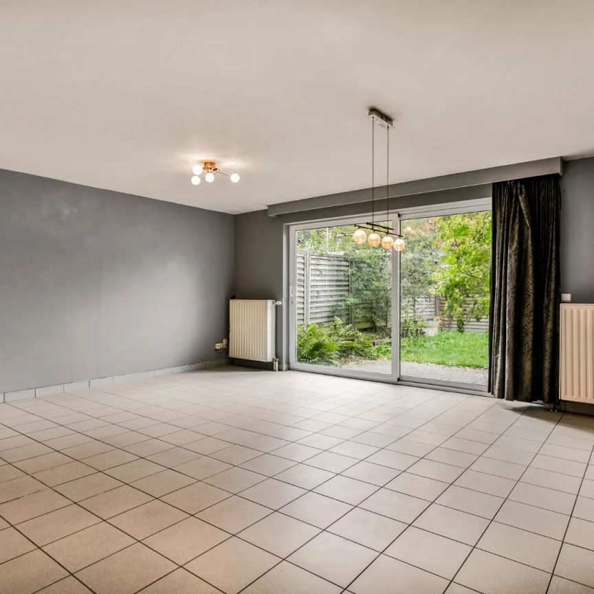 Goed gelegen woning met 3 slaapkamers en parkeerplaats - EPC 204 kWh/m² - bewoonbare oppervlakte 135m² - Photo 1