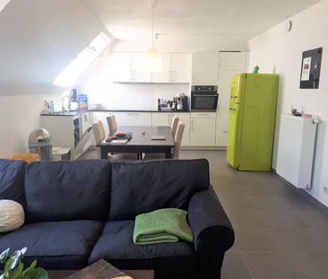 2 slaapkamerappartement met terras en 2 autostaanplaatsen - Photo 5