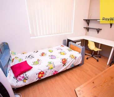 This 2 bedroom unit is located in a perfect position - Photo 3