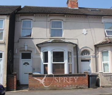 1 bedroom in a house share to rent - Photo 3