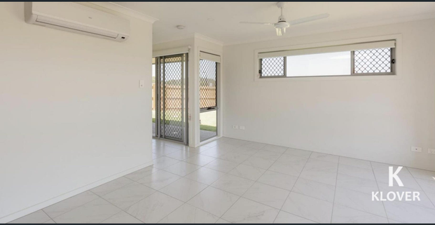 🏡✨ Modern Comfort in Quiet Surroundings – 4/30 Scenic Road, Redbank Plains! 🛋️🌳 - Photo 1