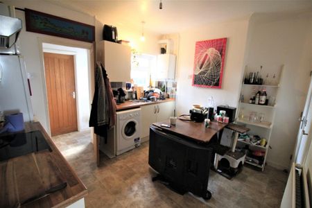 2 bedroom terraced house to rent - Photo 5