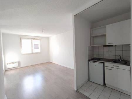 Location Appartement 2 pièces 32m² - Photo 4