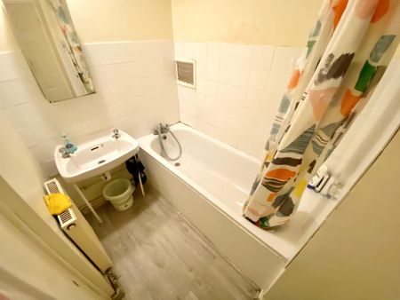 5 bedroom house share to rent - Photo 5