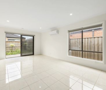 Stylish, Spacious and Low-Maintenance Family Home - Photo 1