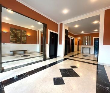 Location / Studio meublé - Photo 3