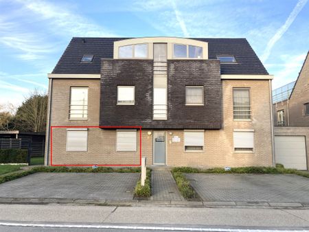 Prachtig gelijkvloers appartement met 2 slaapkamers, tuin en autostaanplaats - Photo 2