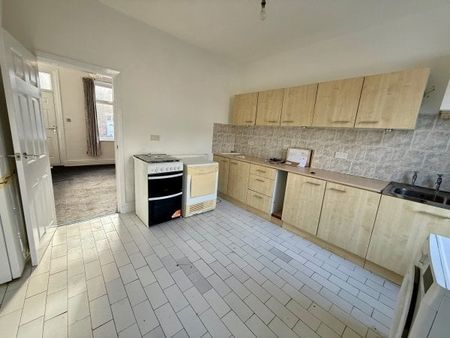 Oak Street, Colne, BB8 - Photo 3