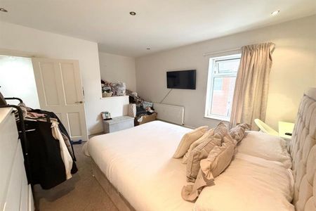2 Bedroom Terraced To Let - Photo 5
