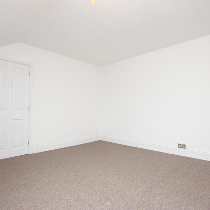 2 bedroom duplex to rent - Photo 1