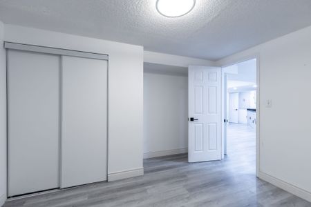 For Lease - 987 Bristol Road Unit# BSMT, Mississauga, Ontario - Photo 2