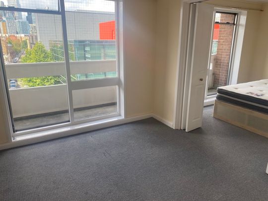 1 bedroom flat to let - Photo 1