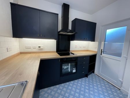 21 Downpatrick Road, Killyleagh, BT30 9RG - Photo 5