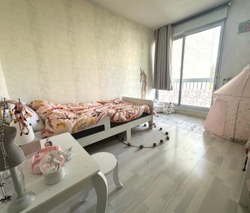 Location Appartement 3 pièces 70m² BEAUMONT 63110 - Photo 2