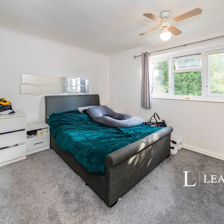 2 bedroom apartment to rent Birch House, Newlands Crescent, East Grinstead, RH19 - Photo 1