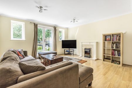 Coverdale Road, . - Photo 3