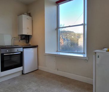 Benvie Road, Dundee - Photo 3