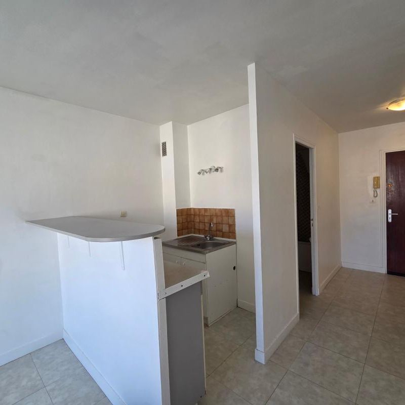 Location Appartement 1 pièce 24m² BRETIGNY SUR ORGE 91220 - Photo 1