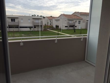 Location Appartement 2 pièces 43m² - Photo 5