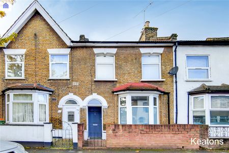 St. James Road, E15 - Photo 5